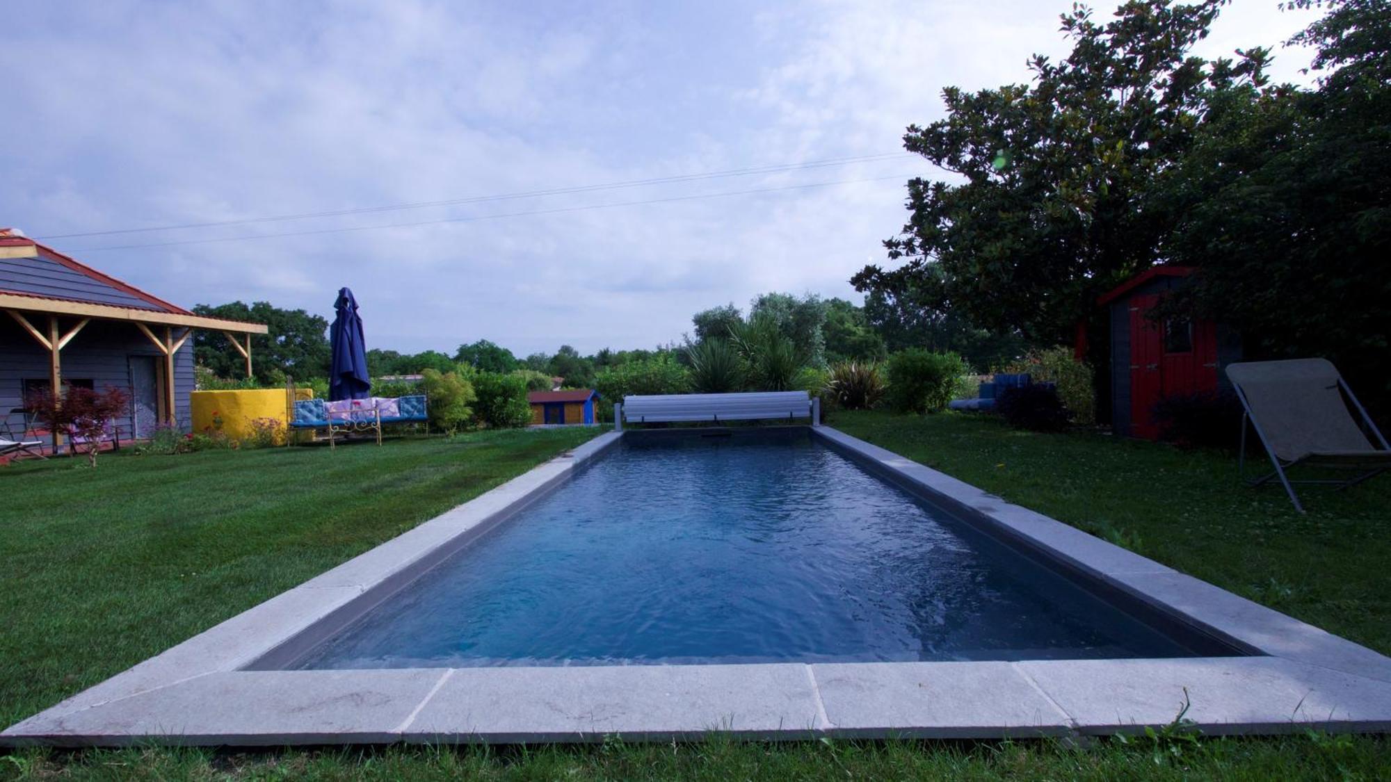 Les Jardins D'Ispahan Prignac-et-Marcamps 外观 照片
